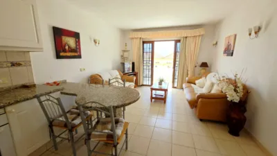 Apartment on Pais Vasco Street photo 4