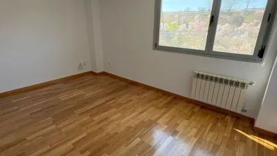 Piso en alquiler en Calle de Obanos - Imagen 4