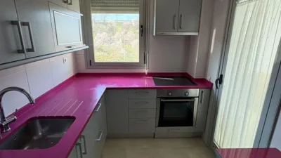 Piso en alquiler en Calle de Obanos - Imagen 2