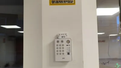 Oficina en alquiler en Avenida de Linares Rivas - Vista 4