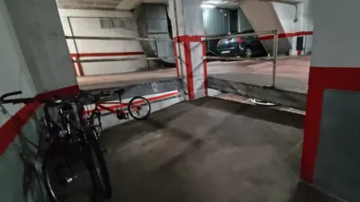 Garaje en venta en Calle de Manuel Azaña - Vista 2