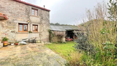 Detached family home on Calle As Virtudes photo 10