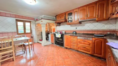 Detached family home on Calle As Virtudes photo 22