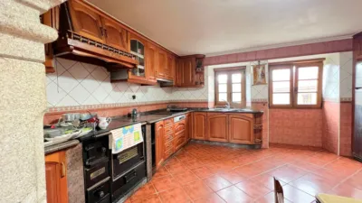 Detached family home on Calle As Virtudes photo 23