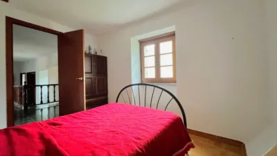 Detached family home on Calle As Virtudes photo 42