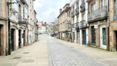 Local comercial en venta en Rúa de San Pedro, cerca de Rúa do Medio - Vista 2