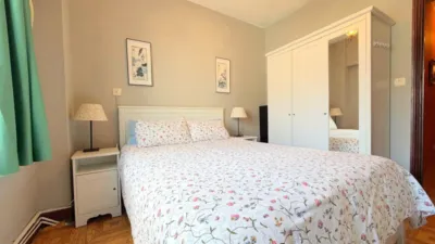 Apartment on Rúa de San Pedro de Mezonzo photo 45