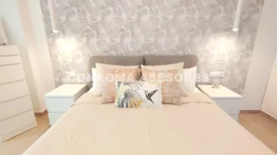 Flat for sale on Carrer de Vall de Venecia photo 11