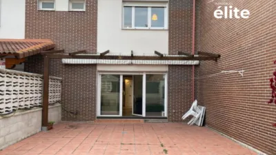 Chalet adosado en venta en Calle de Rocinante, 42, Boecillo de 166.500 €