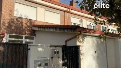 Chalet adosado en venta en Calle de Rocinante, 42, Boecillo de 166.500 €