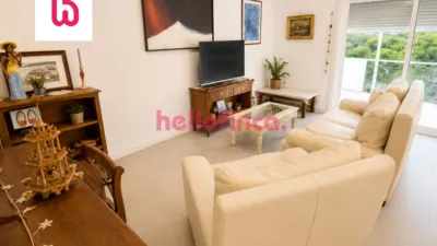 Semi-detached house on Carrer Principal photo 2