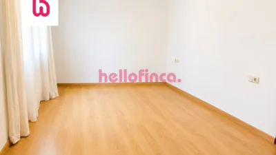 Flat in Carrer del Portal photo 10