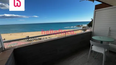 Apartment on Carrer de Josep Tarradellas photo 2