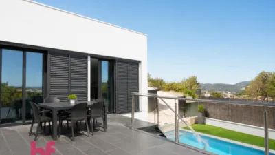 Chalet on Carrer del Mirador photo 4