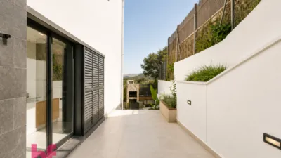 Chalet on Carrer del Mirador photo 12