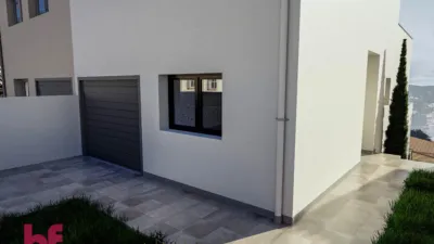 Semi-detached house on Carrer del Pacífic photo 19