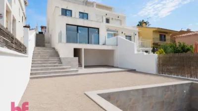 Semi-detached house on Carrer del Pacífic photo 43