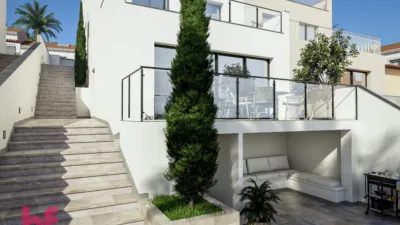 Semi-detached house on Carrer del Pacífic photo 3