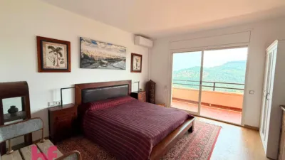 Chalet on Carrer de Pompeu Fabra photo 43