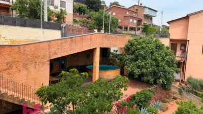 Chalet on Carrer de Pompeu Fabra photo 32