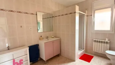 Chalet on Carrer de Pompeu Fabra photo 10
