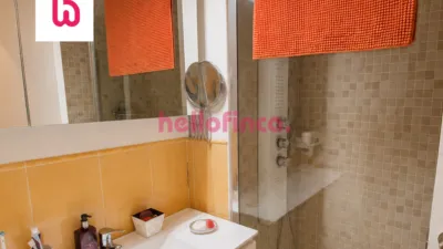 Apartment on Carrer Lluis Companys photo 21