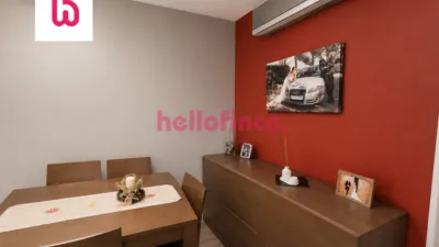 Apartment on Carrer Lluis Companys photo 4