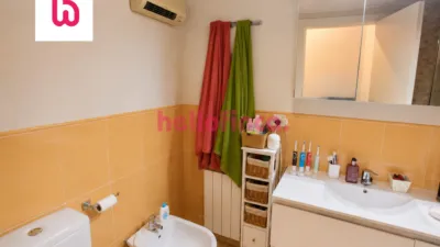 Apartment on Carrer Lluis Companys photo 18