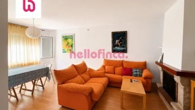 Terraced house in Carrer de Salvador Murt photo 4