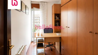 Apartment on Carrer de la Bruguera photo 27
