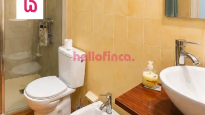 Apartment on Carrer de la Bruguera photo 24