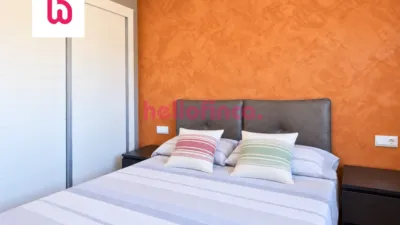 Penthouse on Carrer d'Hongria photo 23