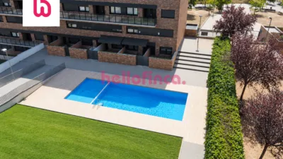 Penthouse on Carrer d'Hongria photo 10