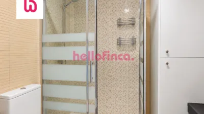 Penthouse on Carrer d'Hongria photo 20