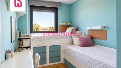 Penthouse on Carrer d'Hongria photo 28