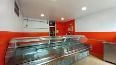 Local comercial en alquiler en Avenida de Ezequiel López - Vista 3