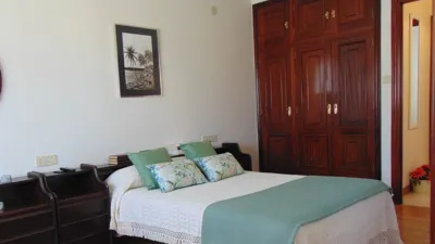 Apartment on Calle de la Laguna photo 18