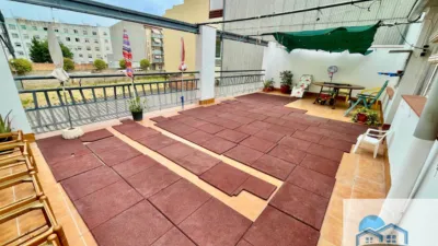 House on Carrer de l'Onze de Setembre photo 38