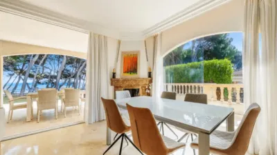 Chalet on Carrer de la Ginesta photo 6