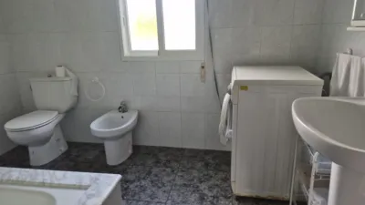 House on Casanova Street photo 16