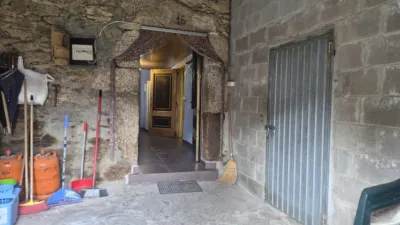 House on Casanova Street photo 2