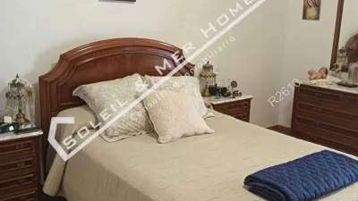 Casa adosada en venta en Calle Virgen de los Milagros, cerca de Calle Alquiladores - Vista 6