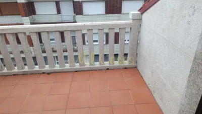 Piso en venta en Calle de San Bernardo, Noia de 108.000 €
