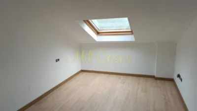 Piso en venta en Calle de San Bernardo, Noia de 108.000 €