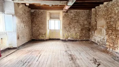 Casa en venta en Calle Ponte de Traba, Noia de 90.000 €