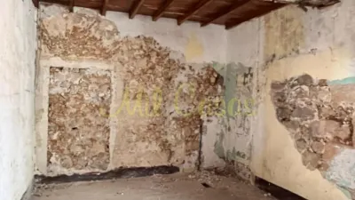 Casa en venta en Calle Ponte de Traba, Noia de 90.000 €
