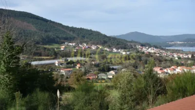 Casa en venta en Calle A Baia, Noia de 300.000 €
