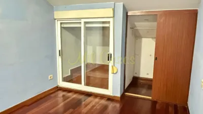 Piso en venta en Calle de Pintor Xenaro Carrero, Noia de 145.000 €