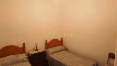 Piso en venta en Calle de Curros Enríquez, Noia de 80.000 €