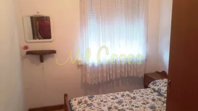 Piso en venta en Calle de Curros Enríquez, Noia de 80.000 €